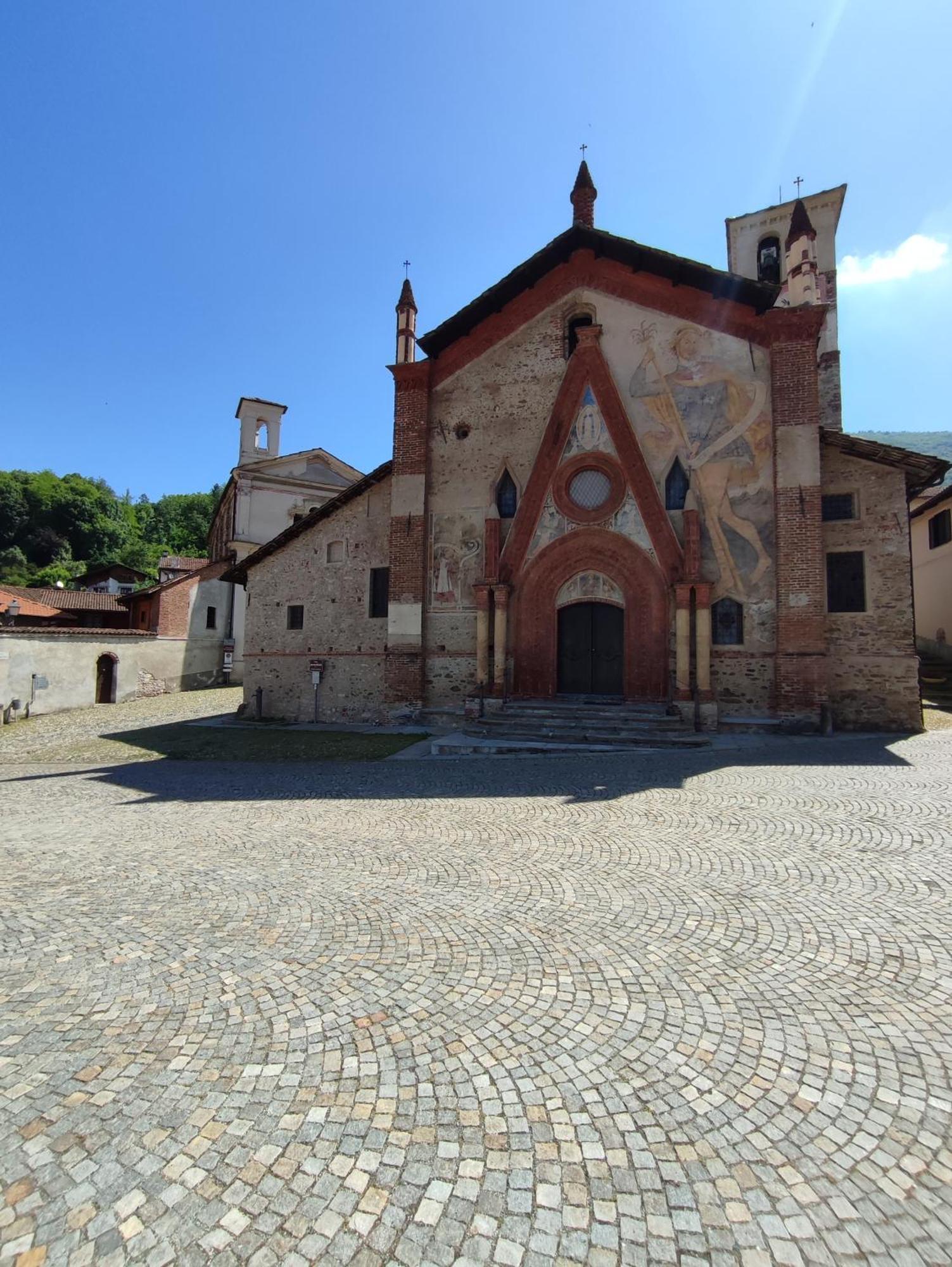 Villa Salita Al Castello Rossana Exterior foto