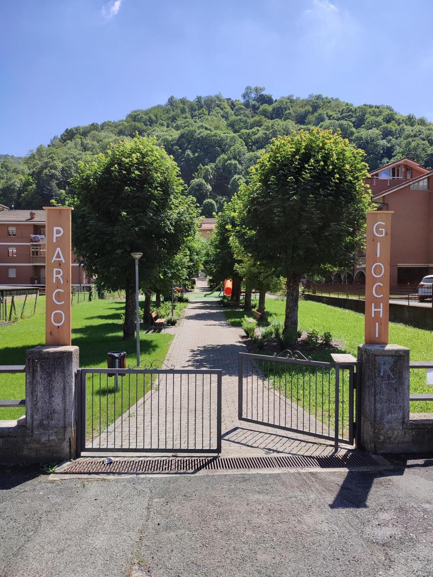 Villa Salita Al Castello Rossana Habitación foto